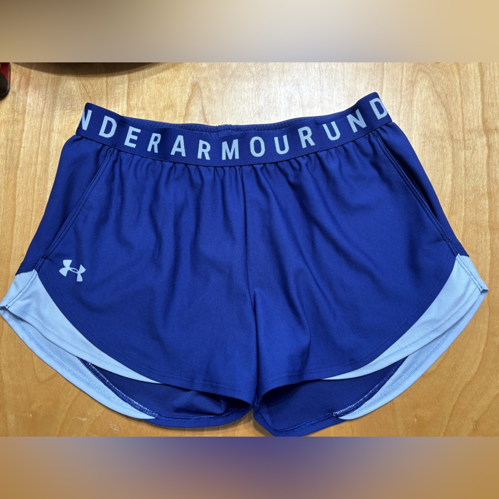 Under Armour Women's Navy Athletic Shorts with Pockets